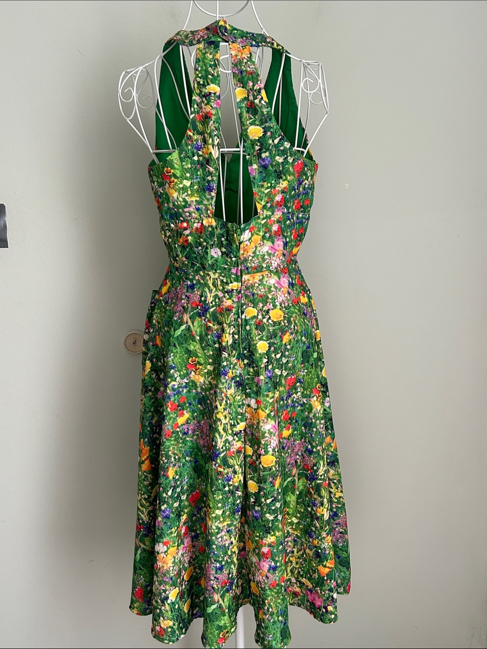 Unique Vintage Green Floral One-Shoulder Midi Dress - Picture 2 of 15